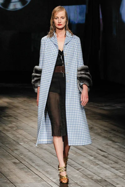 Look 46